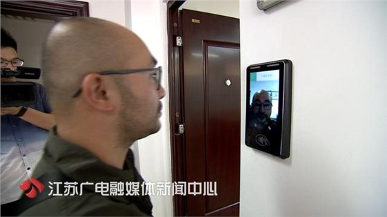 今年高考 先刷身份證，再刷臉 并且不能提前交卷
